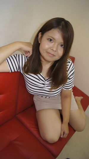 Cute Japanese MILF Plays With Cock POV - Photo 24