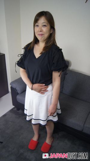 Japanese Cougar Lifts Skirt For Hairy Pussy Sex And Creampie - Photo 141