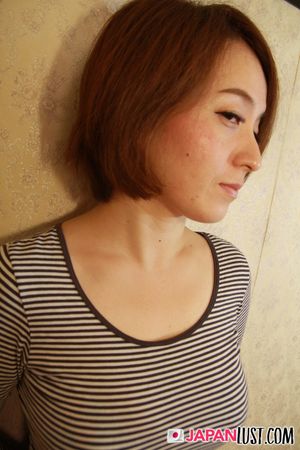 Busty Japanese Cougar Amateur Gets Big Creampie Present - Photo 115