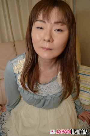 Japanese Granny Wants To Ride Younger Cock POV - Photo 21