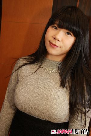 Plump Japanese Secretary Takes Creampie In Fresh Shaved Pussy - Photo 12