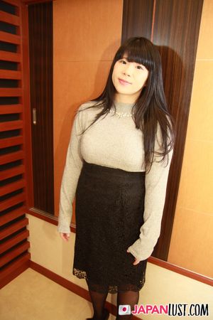 Plump Japanese Secretary Takes Creampie In Fresh Shaved Pussy - Photo 15