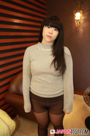 Plump Japanese Secretary Takes Creampie In Fresh Shaved Pussy - Photo 40