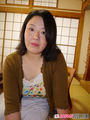 Chubby Mature Japanese Babe Loves Cock Indoors And Outdoors - Photo 24