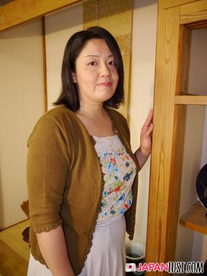 Chubby Mature Japanese Babe Loves Cock Indoors And Outdoors - Photo 9