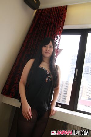 Japanese MILF Freshly Shaved For POV Creampie - Photo 69