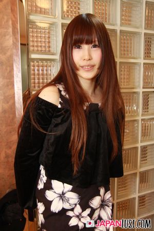 Cute Japanese MILF Amateur Worships Cock For Creampie - Photo 35