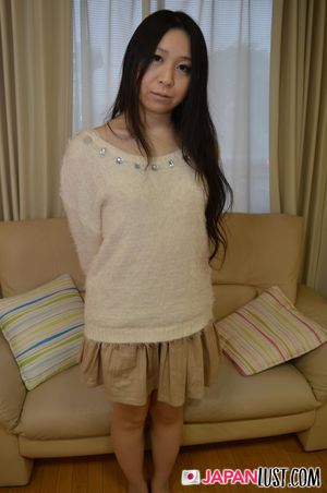 Pale Japanese MILF Amateur Squeals For POV Sex - Photo 22