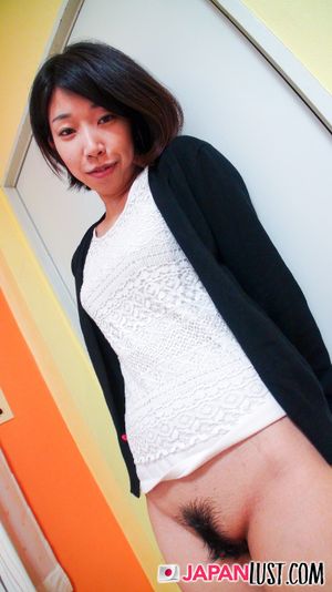 Hairy Pussy Japanese MILF Takes Cock POV - Photo 51