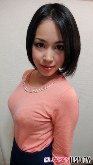Japanese MILF Secretary Gets Her Pussy Explored POV - Photo 37