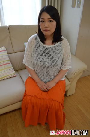 Big Tits Japanese MILF Wants Hard POV Sex - Photo 26