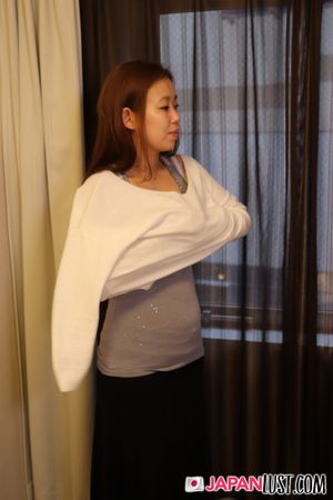 Cheating Japanese MILF Hotel Room POV Sex - Photo 42