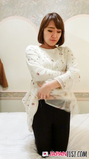 Japanese MILF Loves Getting Pussy Used For POV Creampie - Photo 35