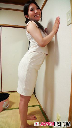 Sexy Japanese Amateur Gets POV Toys And Creampie - Photo 14