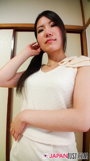 Sexy Japanese Amateur Gets POV Toys And Creampie - Photo 30