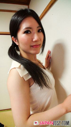 Sexy Japanese Amateur Gets POV Toys And Creampie - Photo 7
