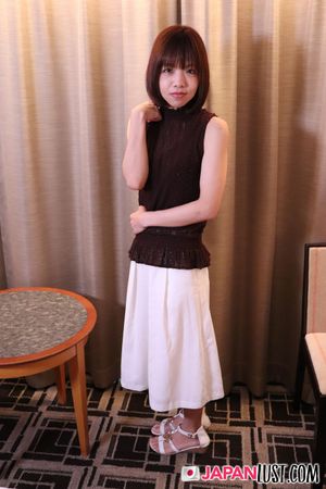 Slender Japanese MILF Spreads Wide For POV Sex - Photo 21