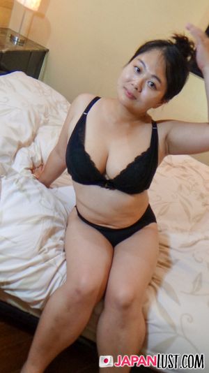 Chubby Japanese MILF Loves Feeling Cum Inside Her - Photo 150