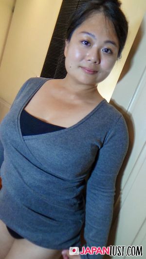Chubby Japanese MILF Loves Feeling Cum Inside Her - Photo 95
