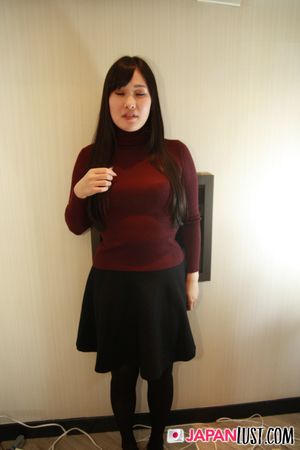Japanese Businesswoman Strips To Get Pussy Used POV - Photo 71