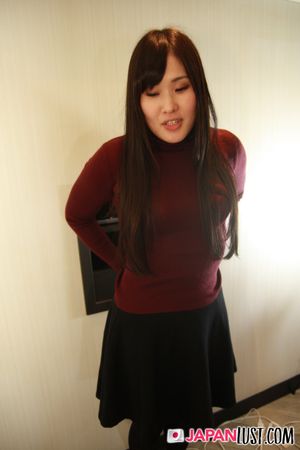 Japanese Businesswoman Strips To Get Pussy Used POV - Photo 73