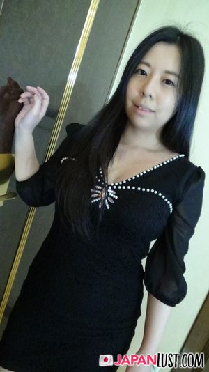 Japanese MILF Pleases Us With Her Pussy - Photo 82