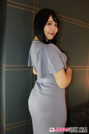 Japanese MILF With Juicy Body Rides Cock POV - Photo 37