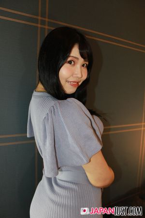 Japanese MILF With Juicy Body Rides Cock POV - Photo 41