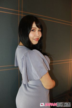 Japanese MILF With Juicy Body Rides Cock POV - Photo 42