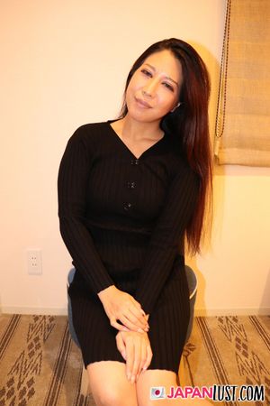 Adorable Japanese MILF Freshly Shaved For Creampie - Photo 685