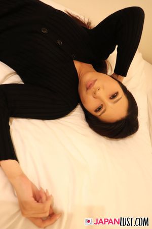 Adorable Japanese MILF Freshly Shaved For Creampie - Photo 716