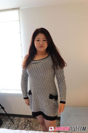 Chubby Japanese MILF Eager To Take POV Cock - Photo 58