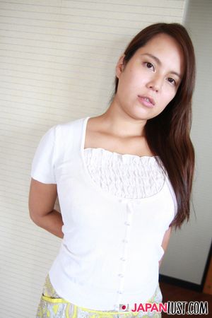 Cute Japanese MILF POV Squirts In Delight - Photo 49
