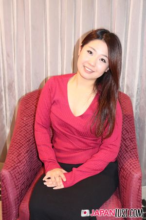 Japanese MILF Lives To Please And Take Creampie - Photo 329