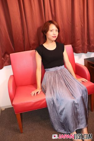 Japanese MILF Has Amazing Fat Pussy For POV Sex - Photo 72