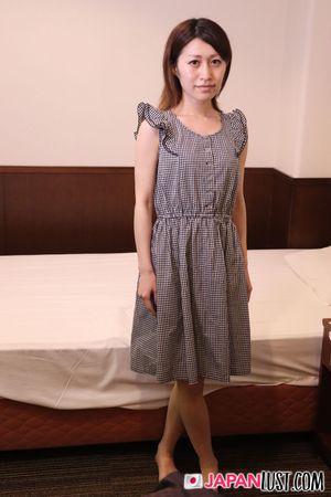 Petite Japanese MILF Enjoys Vibrators And Cock POV - Photo 46