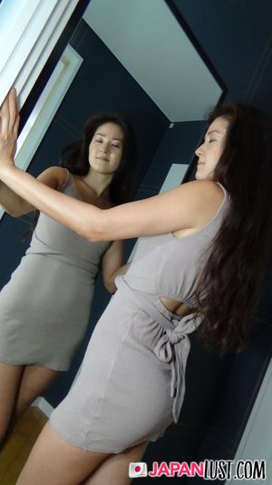 Fit Japanese MILF Looks Amazing For Creampie - Photo 35