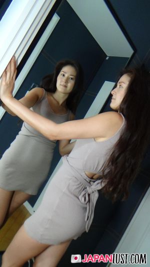 Fit Japanese MILF Looks Amazing For Creampie - Photo 37