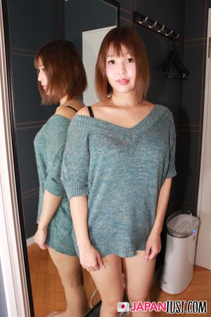 Soft Japanese MILF Loves Grinding On Cock POV - Photo 45
