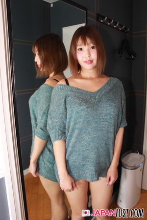 Soft Japanese MILF Loves Grinding On Cock POV - Photo 46