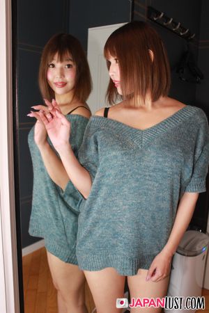 Soft Japanese MILF Loves Grinding On Cock POV - Photo 53