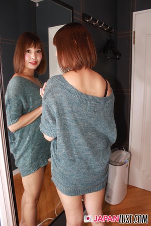 Soft Japanese MILF Loves Grinding On Cock POV - Photo 57