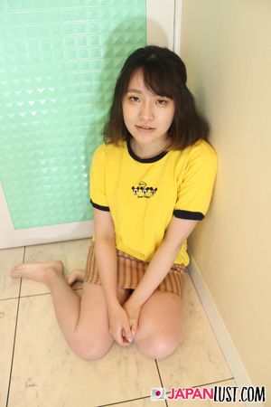 Busty Japanese Hottie Receives Thick POV Cumload - Photo 460