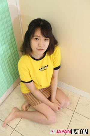 Busty Japanese Hottie Receives Thick POV Cumload - Photo 465