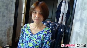 Short Hair Mature Japanese MILF Craves For Cum In Pussy - Photo 14