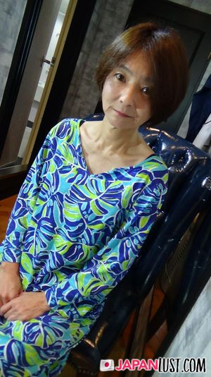 Short Hair Mature Japanese MILF Craves For Cum In Pussy - Photo 16