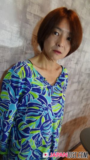Short Hair Mature Japanese MILF Craves For Cum In Pussy - Photo 30