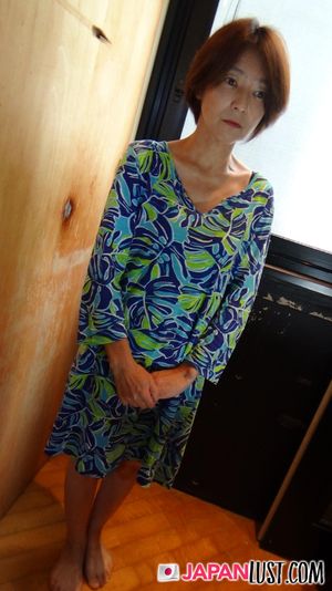 Short Hair Mature Japanese MILF Craves For Cum In Pussy - Photo 47