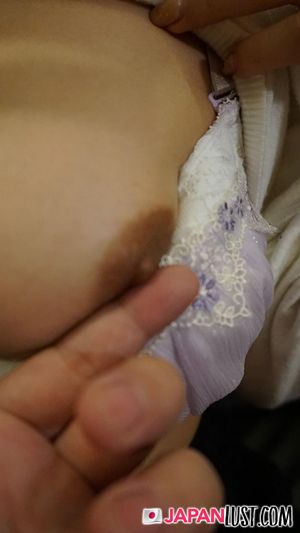 Sexy Japanese MILF Intense Deep Banging and Creampie - Photo 77