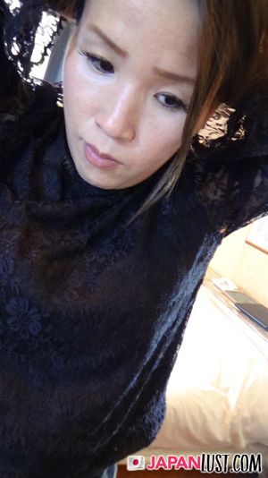 Japanese MILF Gets Pussy Licked And Fucked Till Creampie - Photo 58